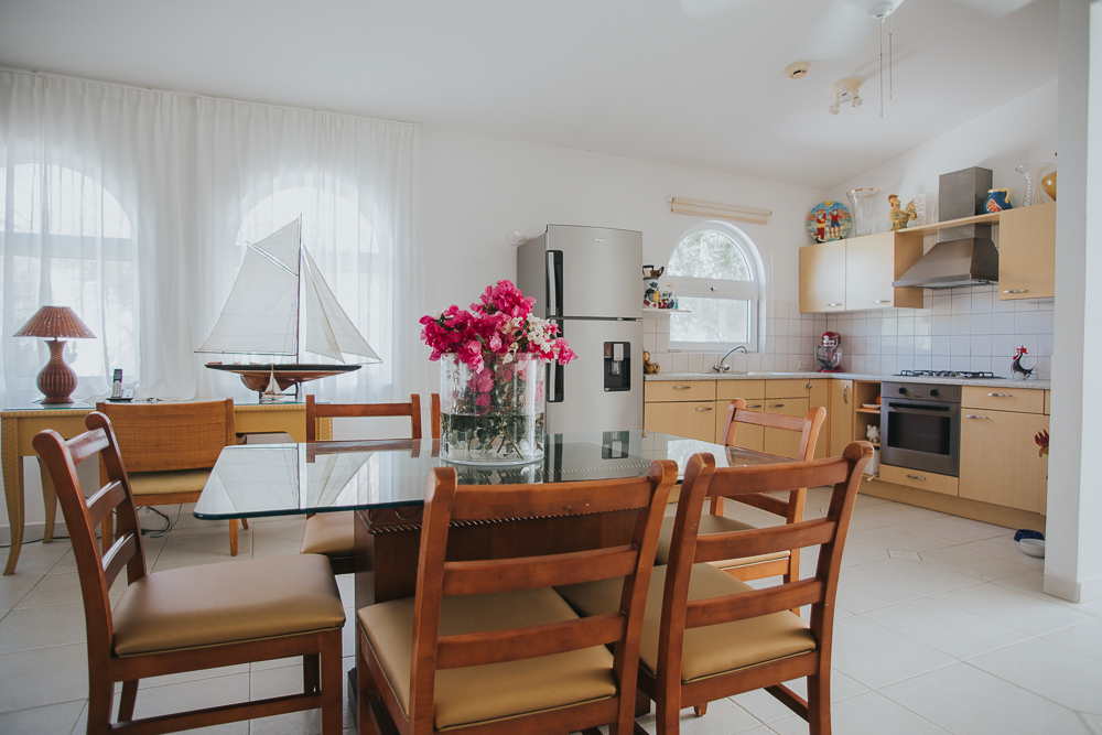 Dining Table and 6 chairs