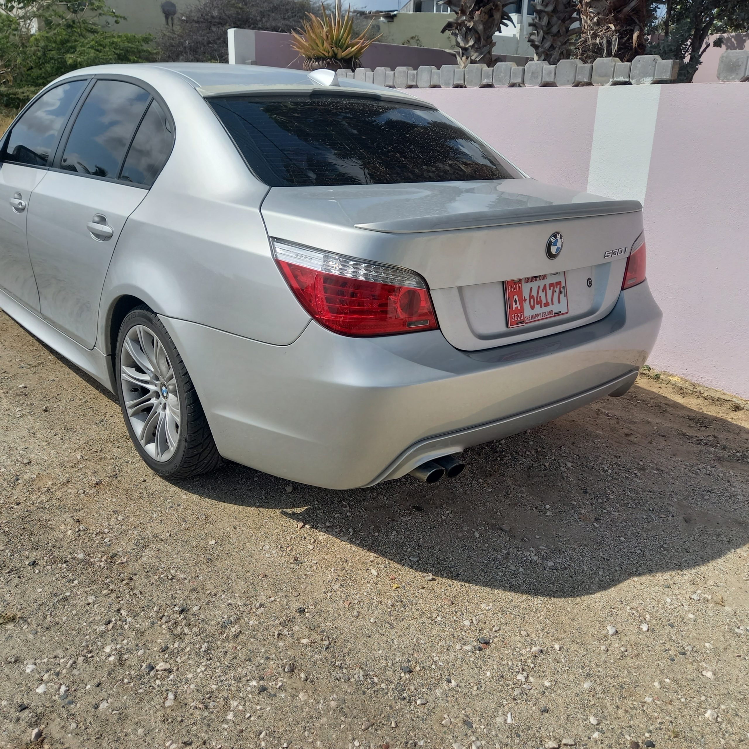 Bmw e60 530i m package