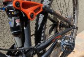 Ta bende: TREK mountainbike