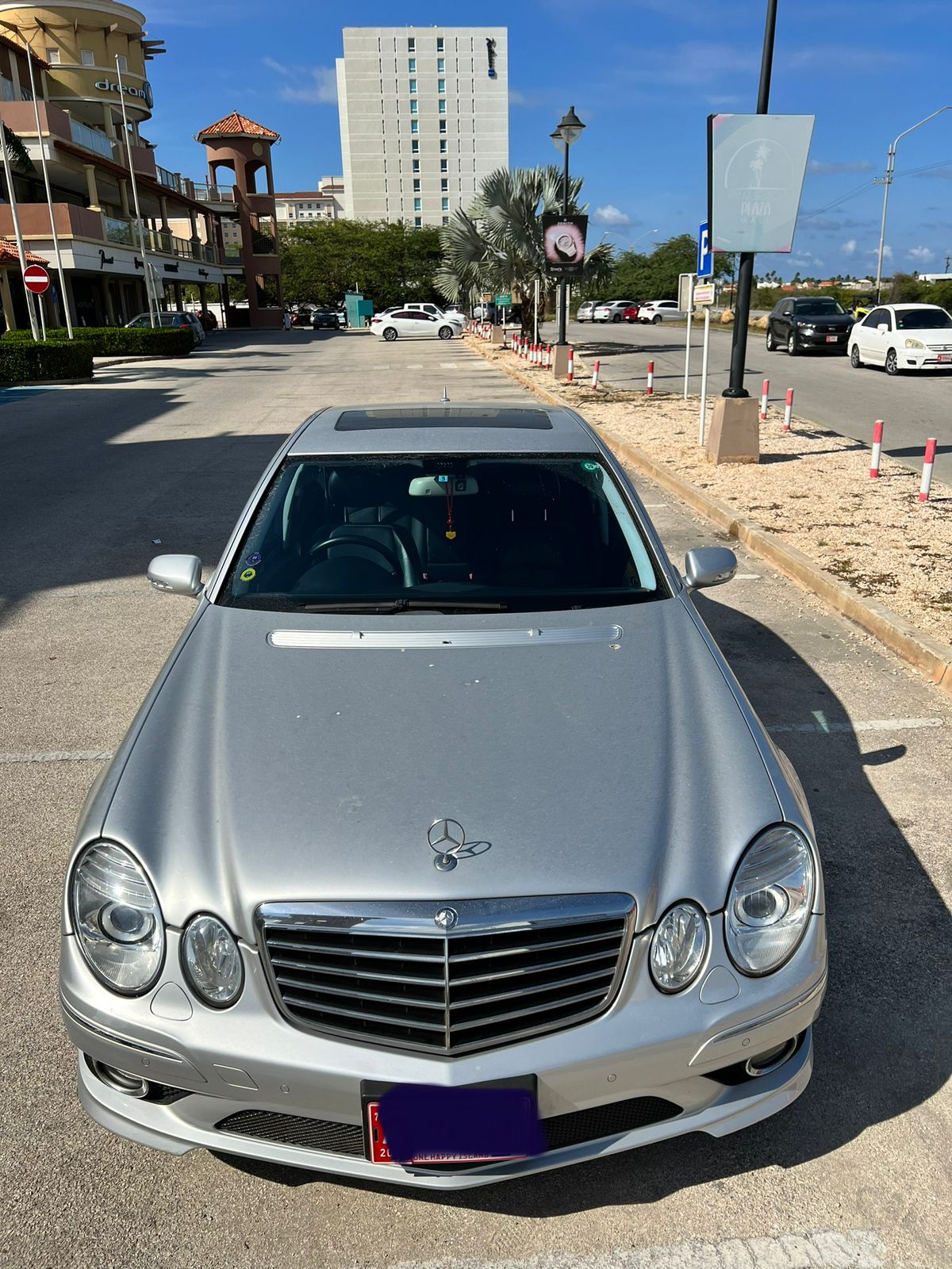 RHD Mercedes Benz W211 E350