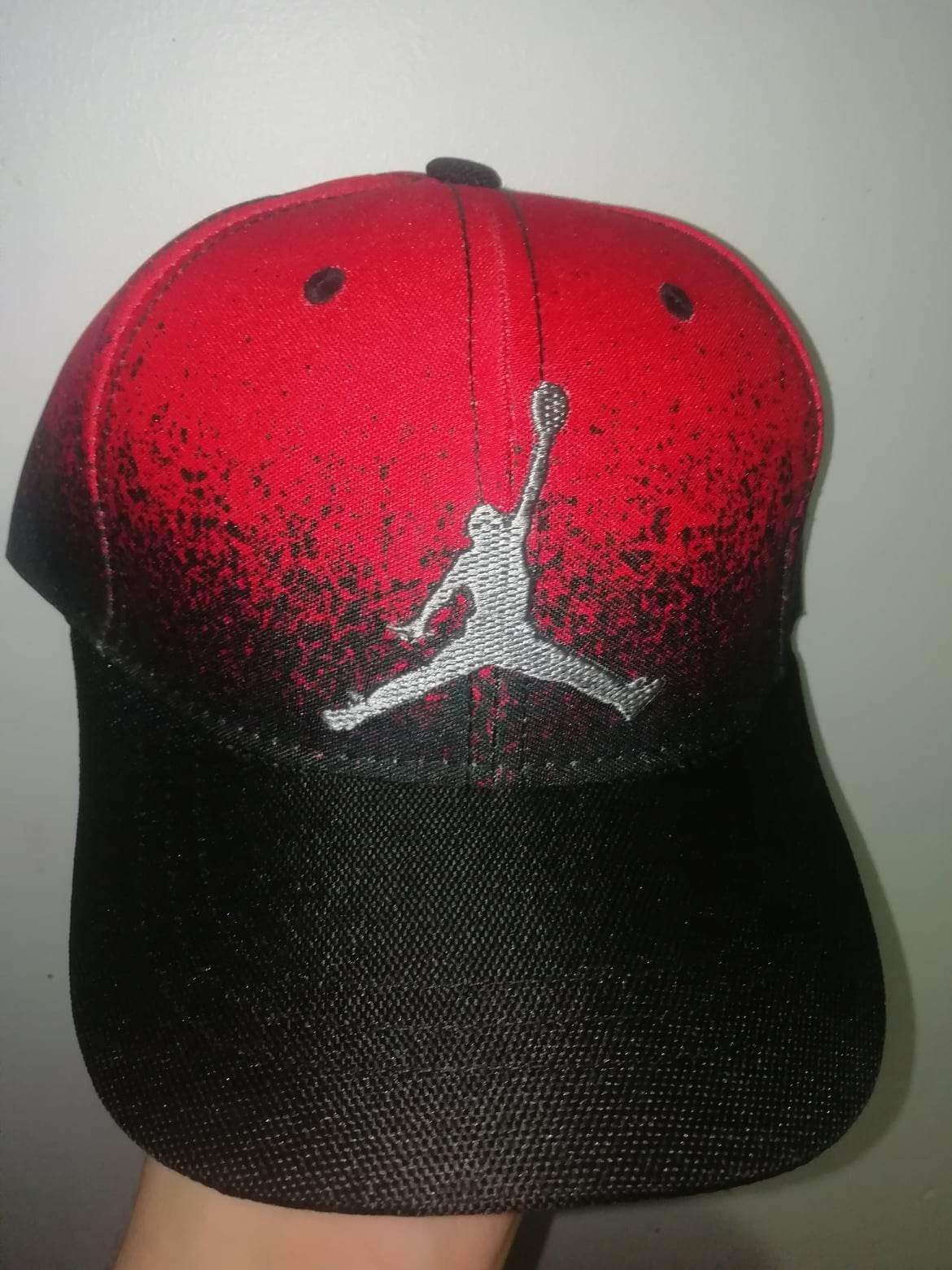 Se venden gorras