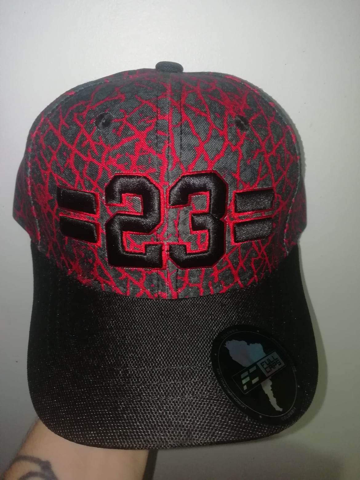 Se venden gorras