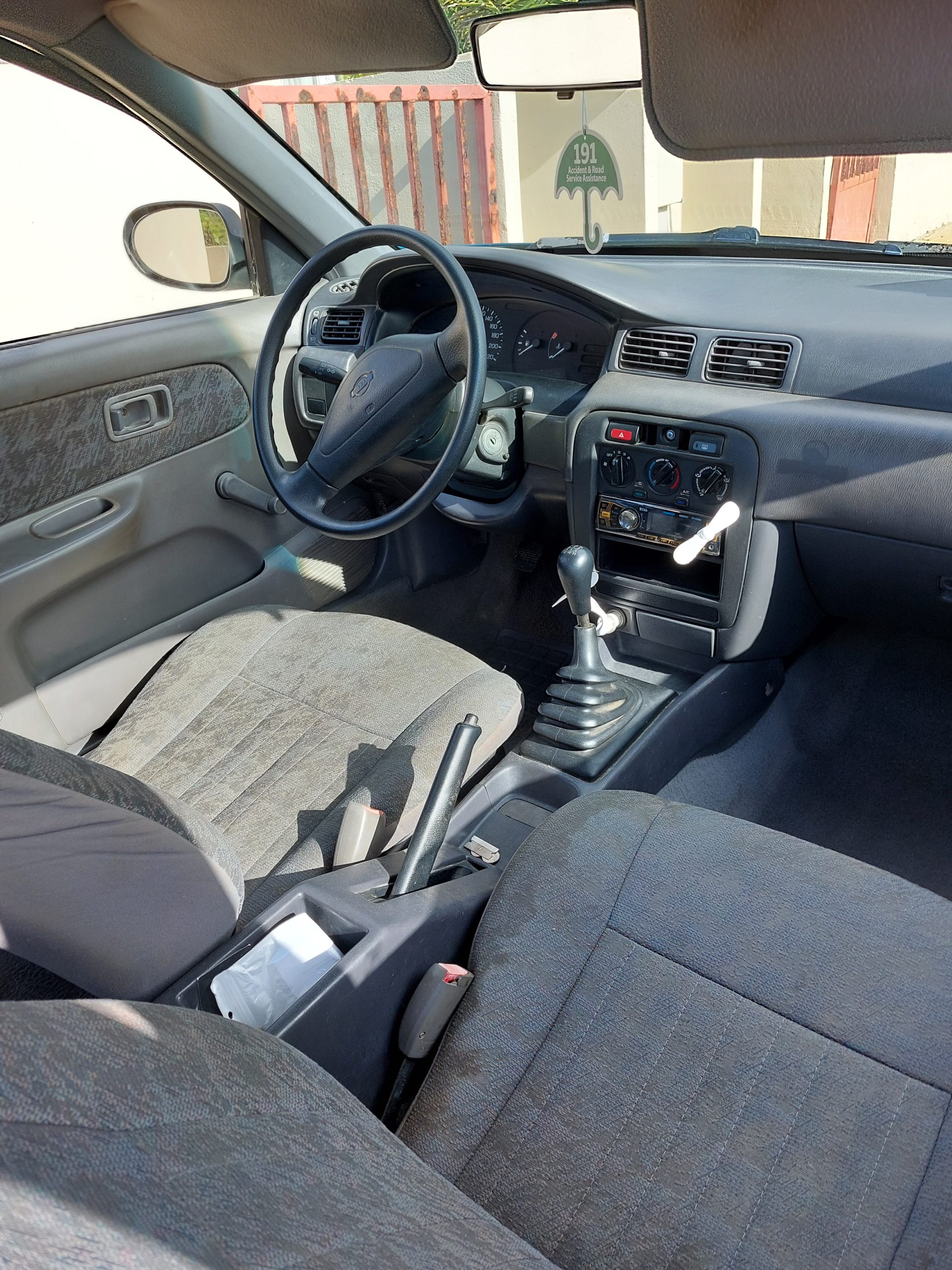 Nissan sentra B14