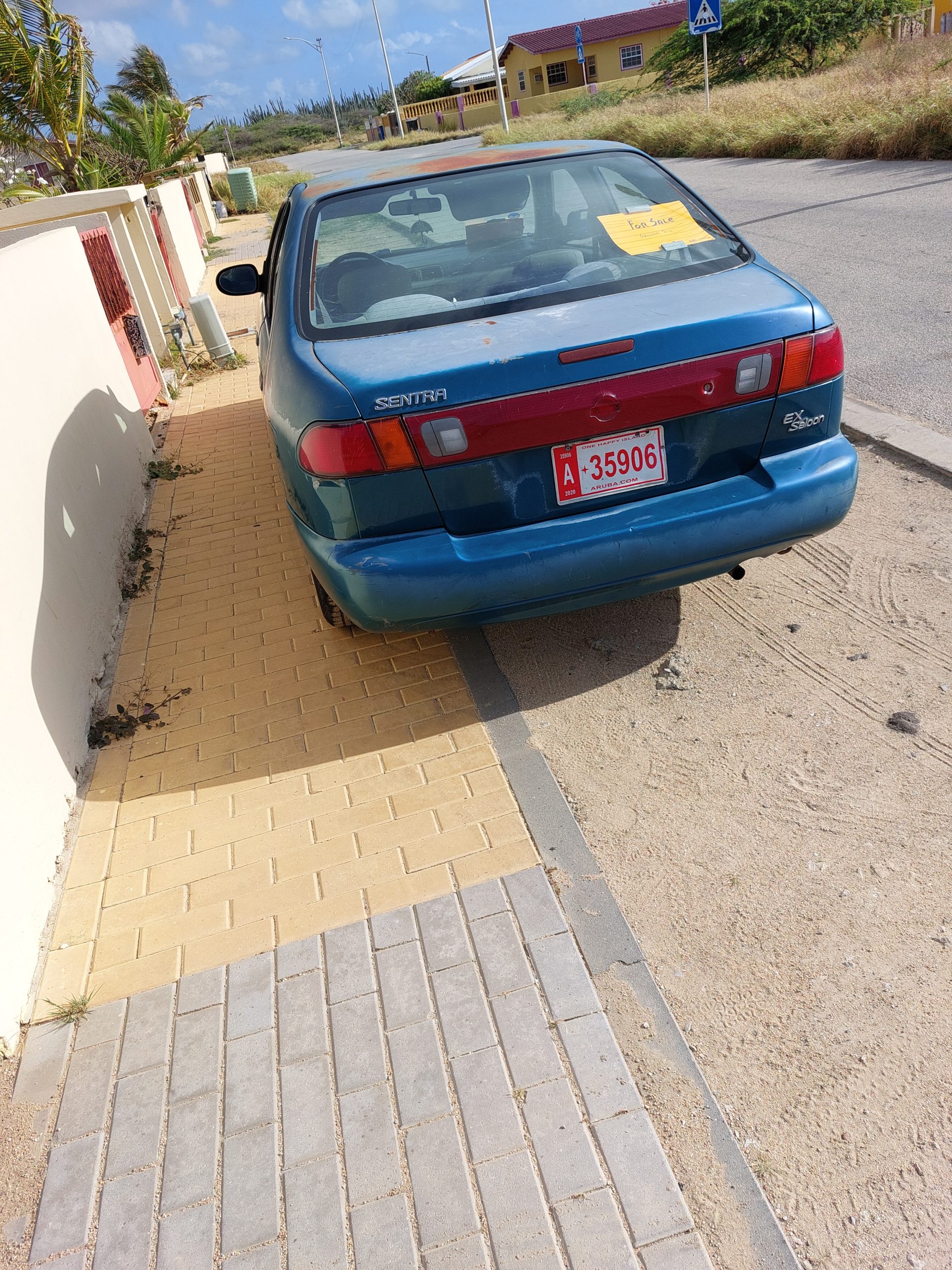 Nissan sentra B14