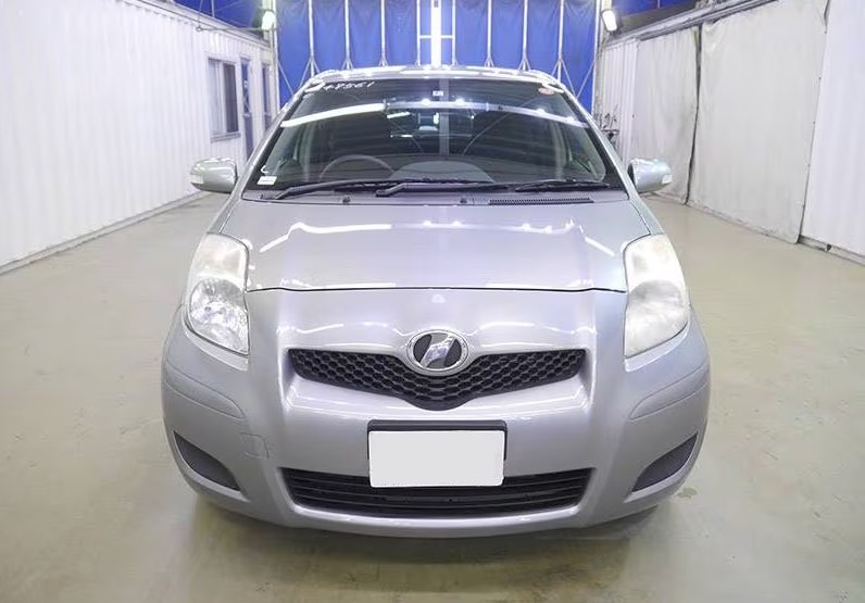 Toyota Vitz 2010