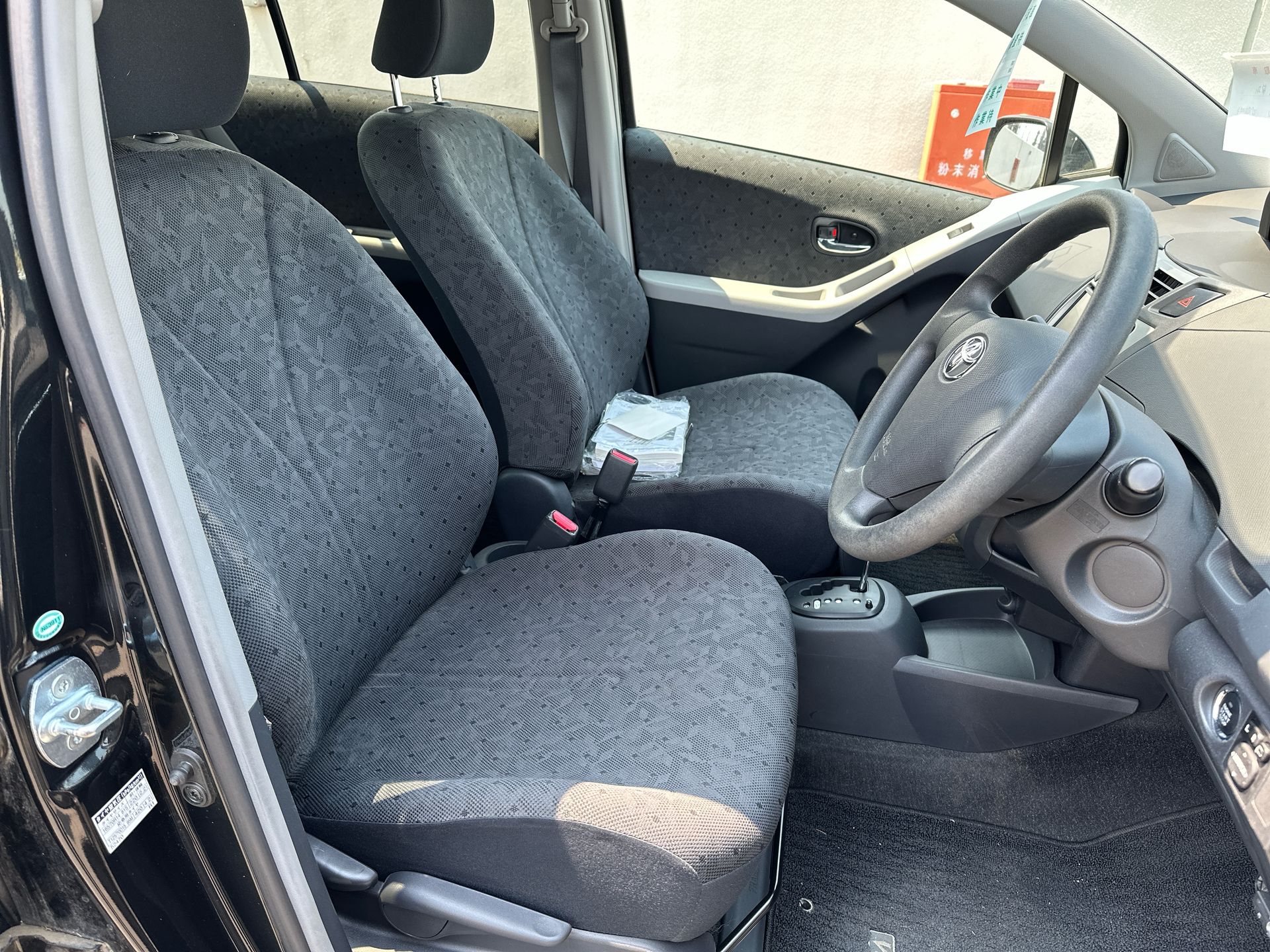 Toyota Vitz 2010