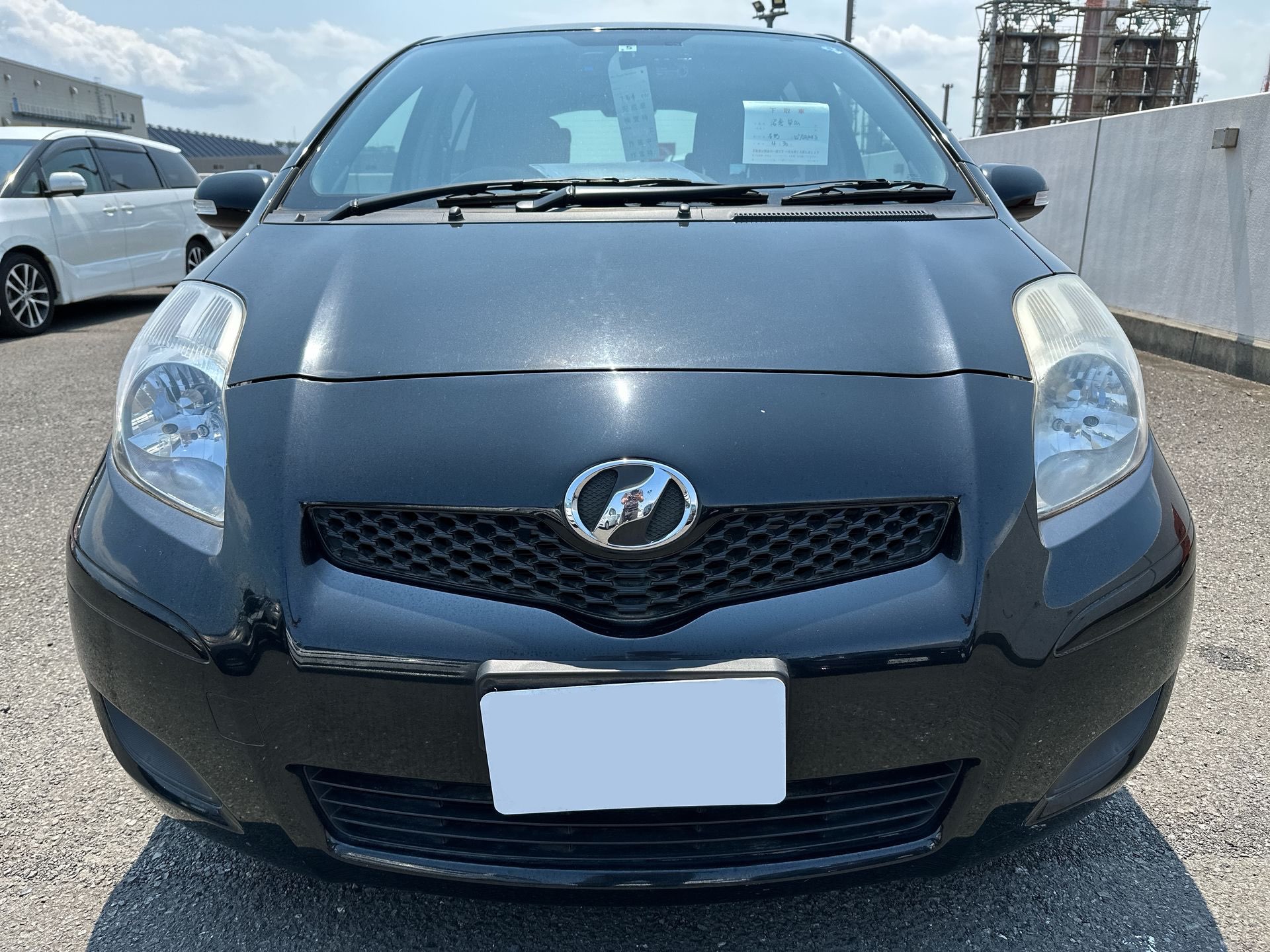 Toyota Vitz 2010