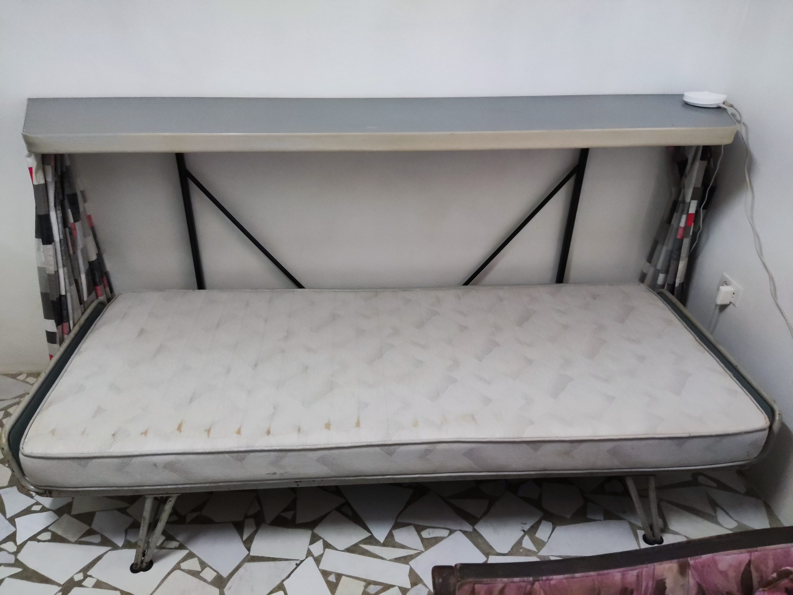 Opklap/uitklap bed