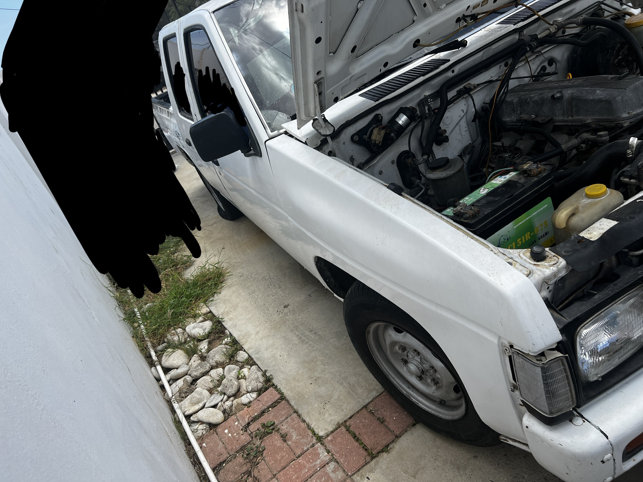 Pickup truck FORSALe Nissan d21 🔴 Color:whit