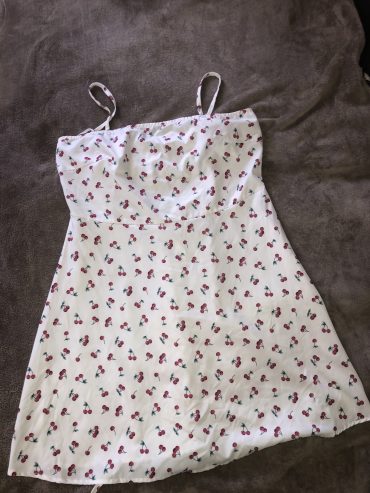 Closet clean up ! Rompers , dresses used in good condition