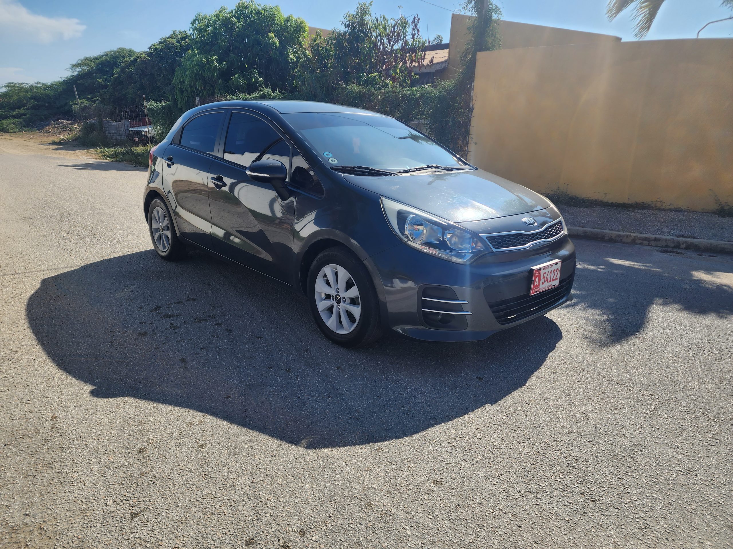 KIA RIO HATCHBACK 2016 AUTOMATIC A/C