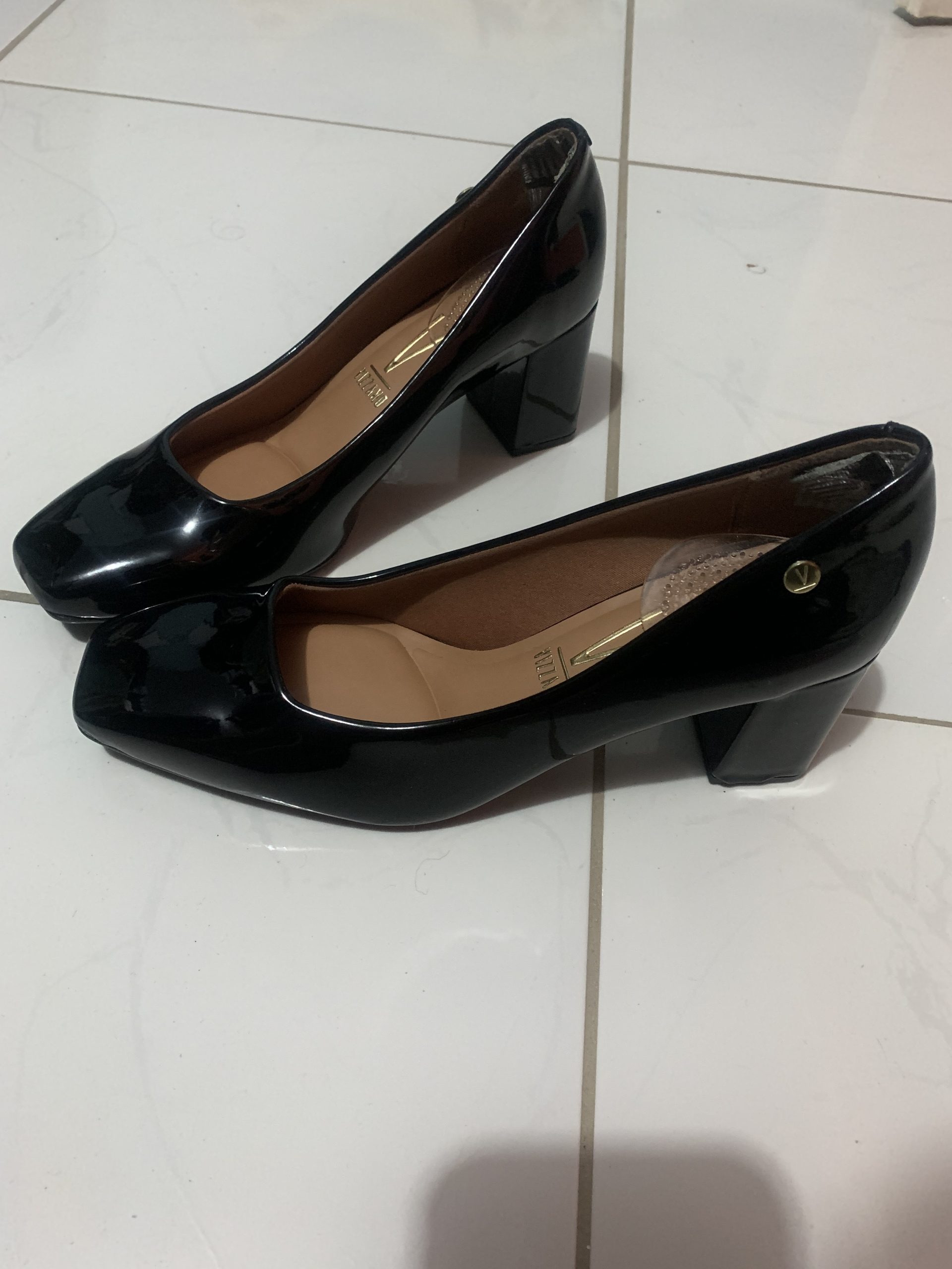 different womans shoes