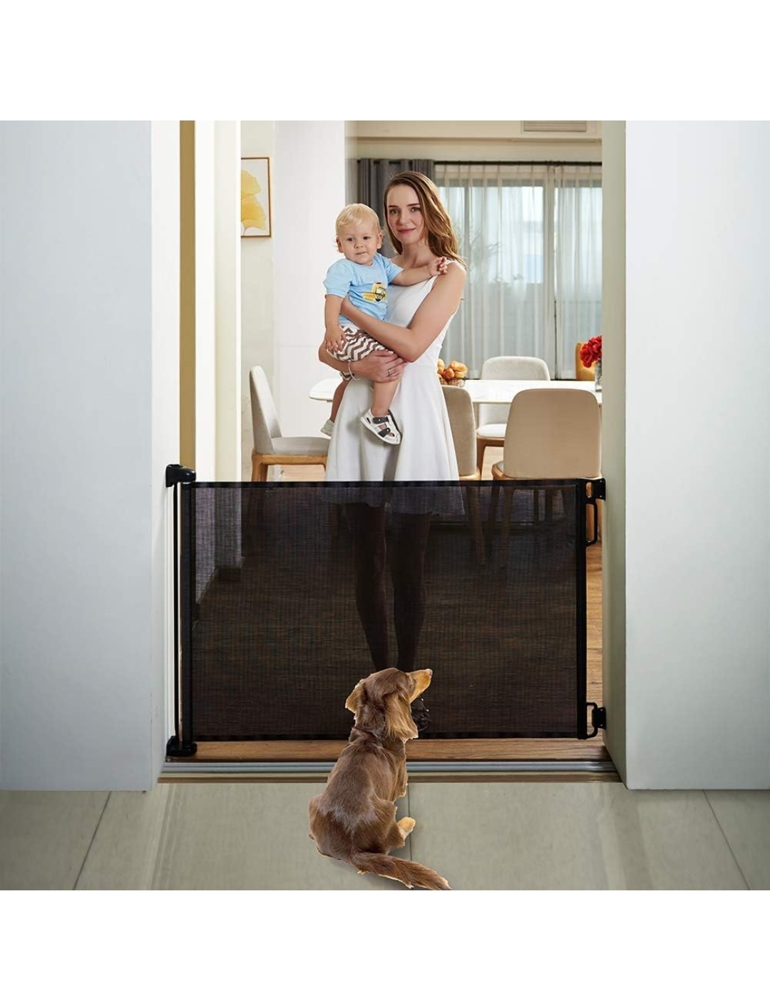 Retractable baby gate