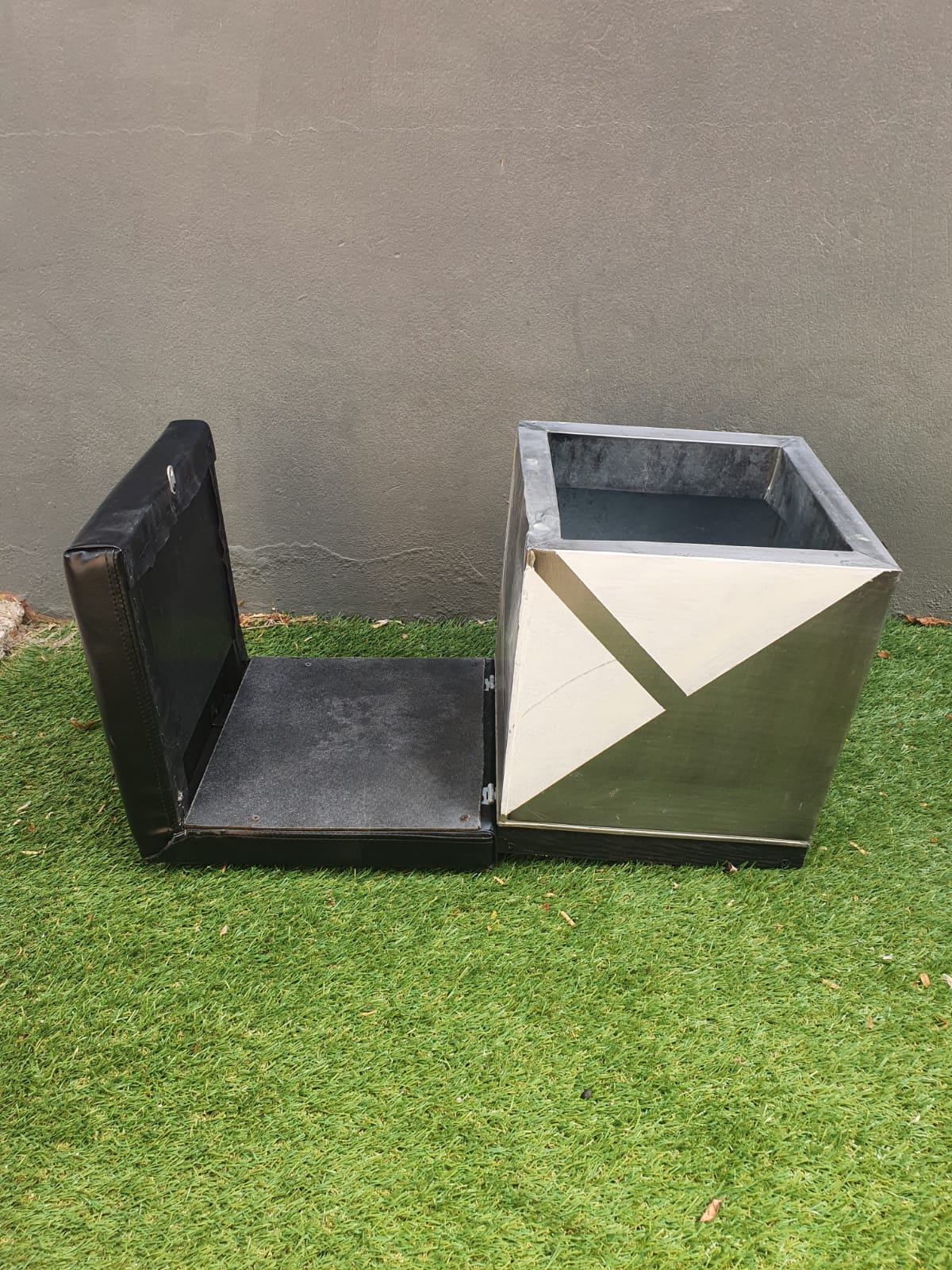 Ottoman with storage