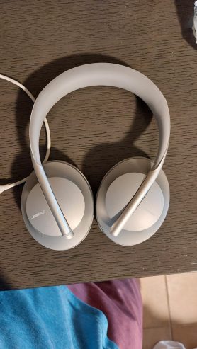 Bose 700 anc headphones