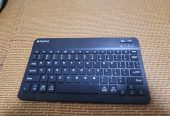 Bluetooth keyboard nobo pa tur siri